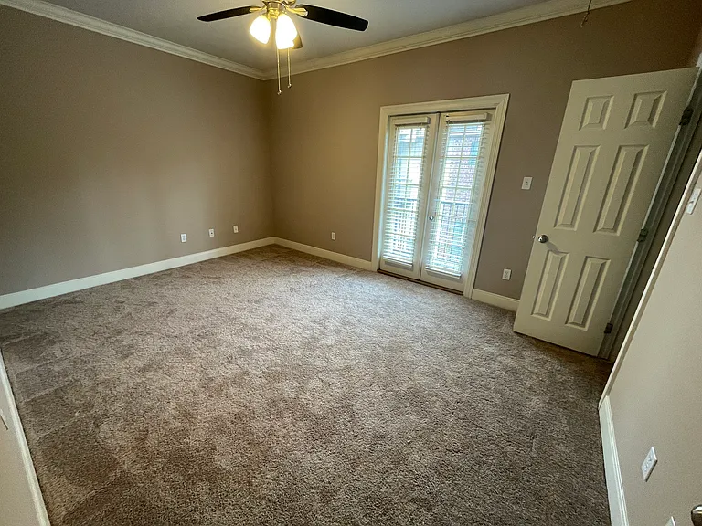 10600 Lakes Blvd #302 — Photo 11