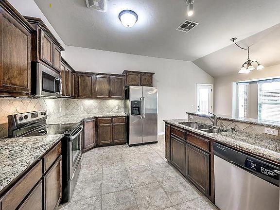 3rd image of 3029 NW 182nd Ter