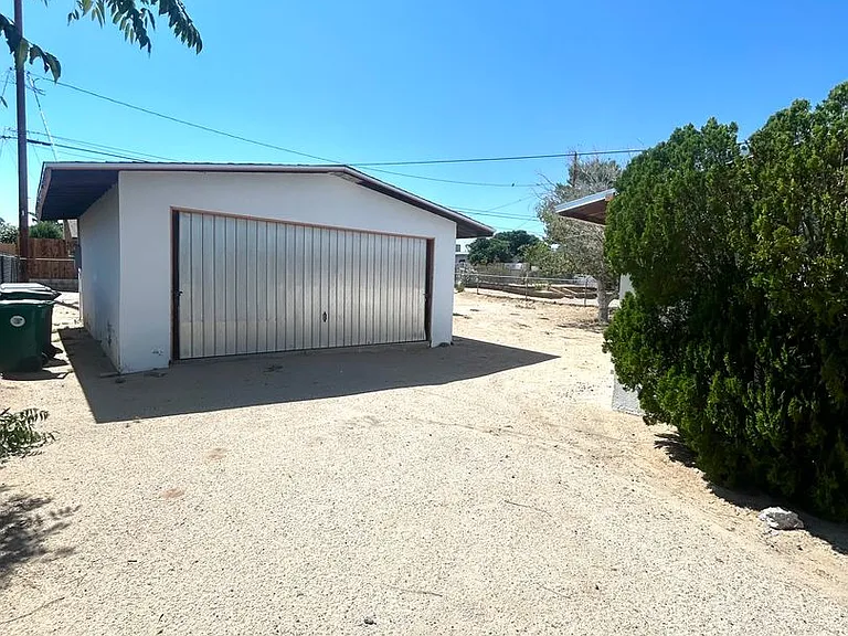 6096 Cahuilla Ave — Photo 12