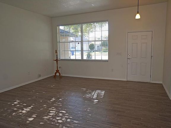 4th image of 4051 Eagle Cove East Dr