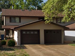 900 Westwood Rd, Maryville, IL 62062