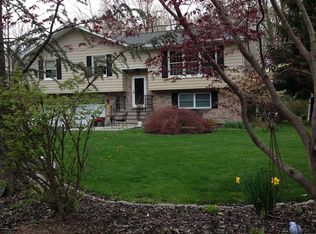 43 Richard Dr E, Mount Arlington, NJ 07856