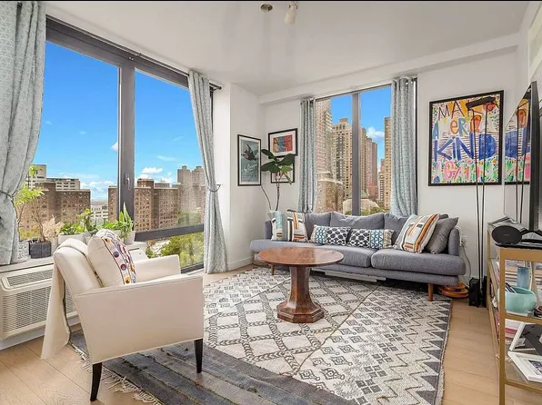 1790 3rd Ave APT 1104, New York, NY 10029
