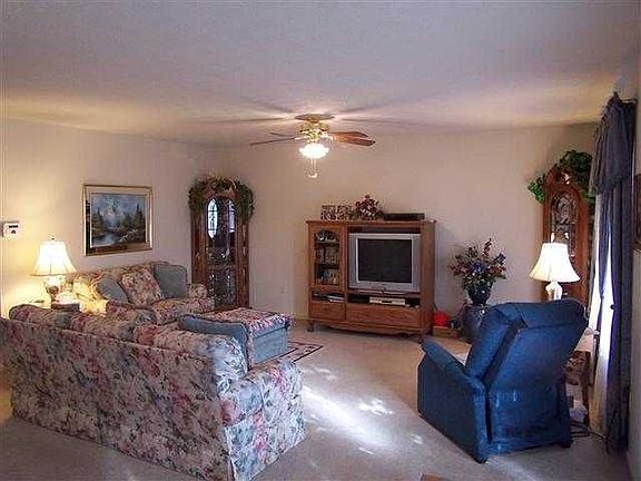5th image of 567 Keene Cir