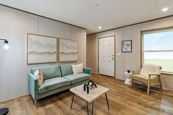 3 bed, 2.0 bath, $1,395 — Photo 3
