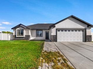 725 Ellie Dr, Twin Falls, ID 83301
