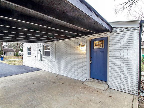 5th image of 207 Alpha Ave