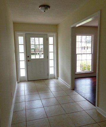 4th image of 102 Breckenridge Dr