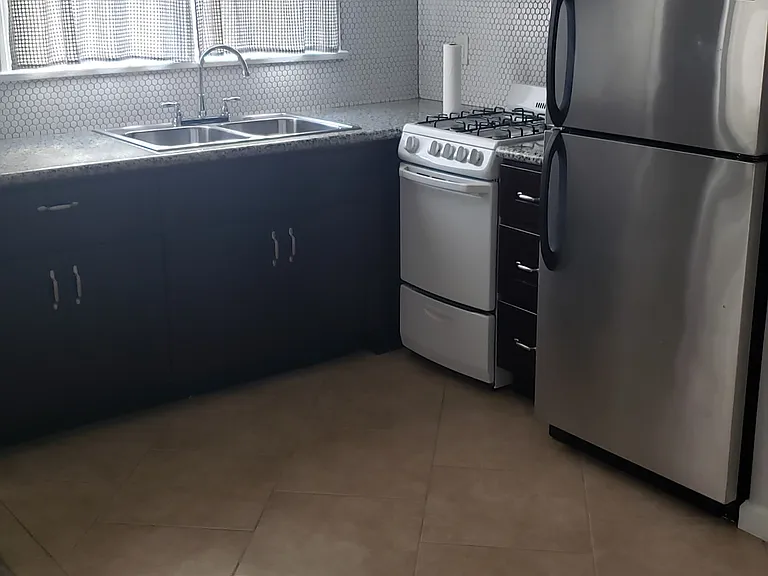 217 S Berendo St #111 — Photo 7