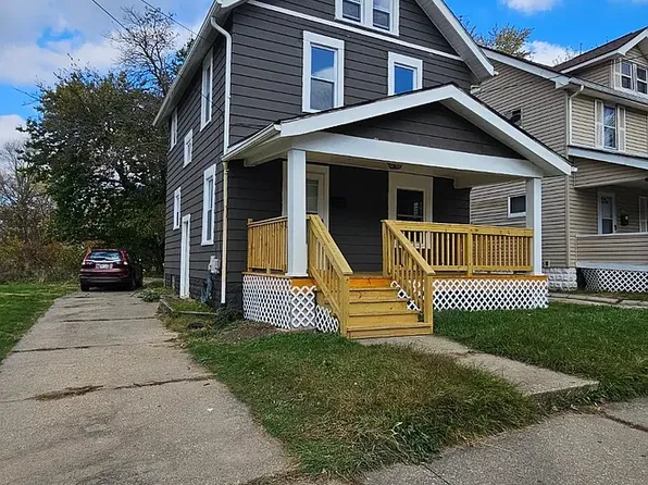 305 Cole Ave, Akron, OH 44301