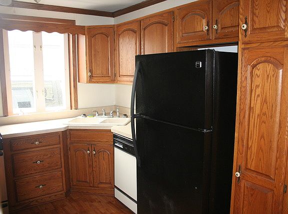 4th image of 10801 S Komensky Ave
