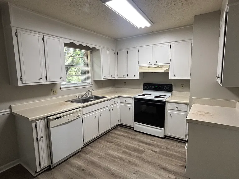 4233 W Avenida De Golf — Photo 4