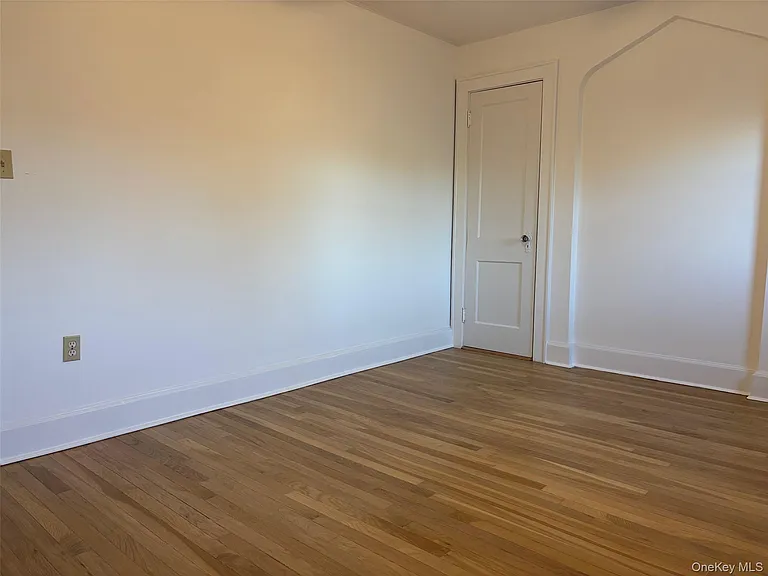 82 Putnam Ave — Photo 12