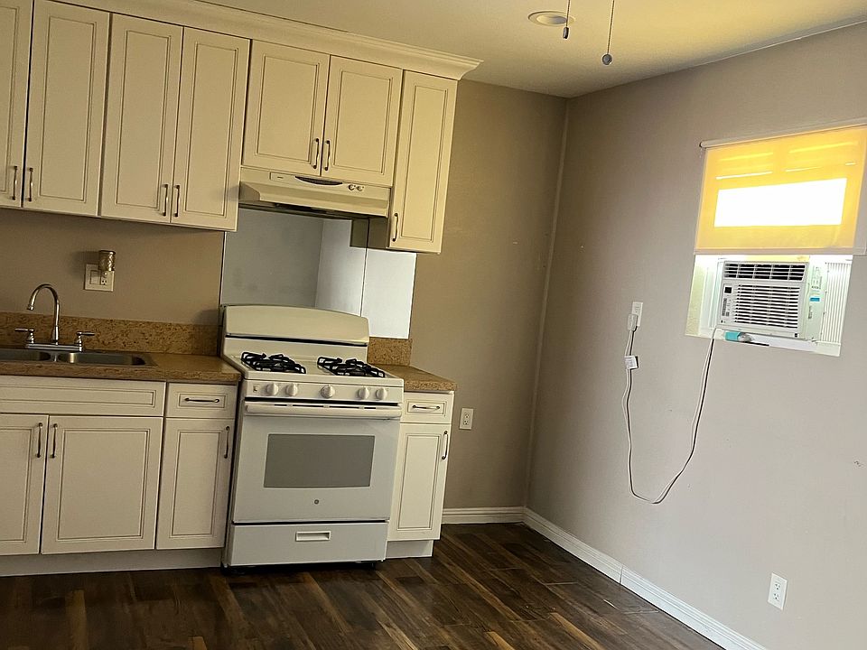 1st image of 3906 Virginia St