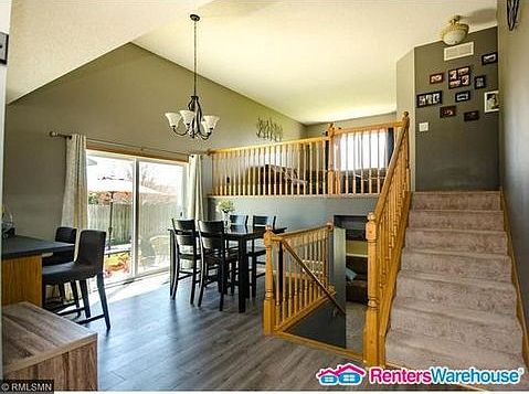 3rd image of 458 Robert Dr