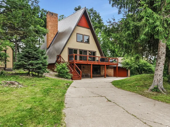 4540 Wood Duck Dr, Vadnais Heights, MN 55127