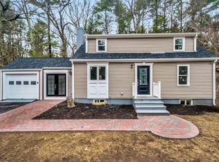 146 Concord Rd, Wayland, MA 01778