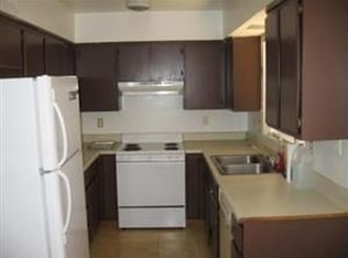 695 N Arrowhead Dr APT 4, Chandler, AZ 85224
