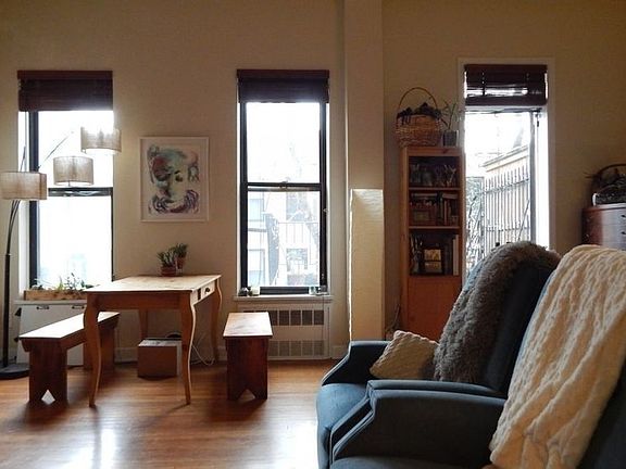 2nd image of 44 W 89th St APT 3B