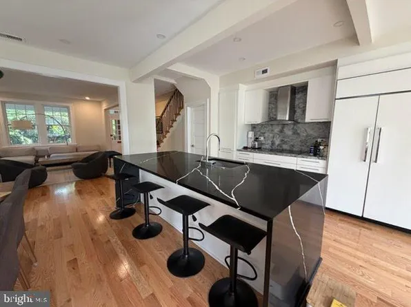 2940 Bellevue Ter NW, Washington, DC 20016