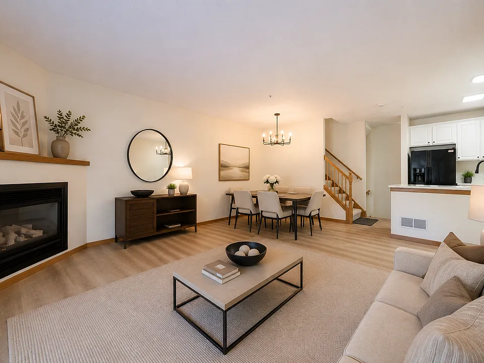 3808 Abercrombie Ln