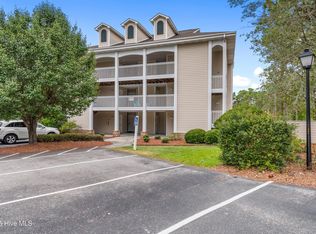 3350 Club Villas Dr #202, Southport, NC 28461