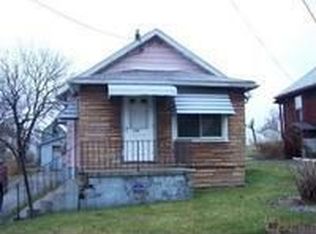 176 Monroe St, Campbell, OH 44405