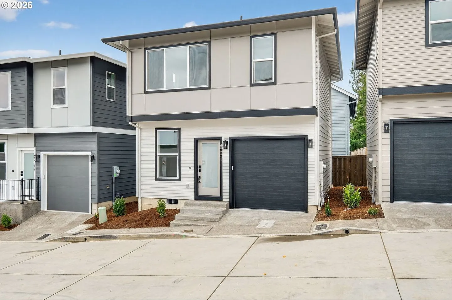 Stunning New Construction 2-Bedroom Home with Garage, Deck & Modern Kitchen — Photo 2