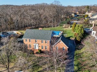 16427 Brandsford Point, Chesterfield, MO 63005