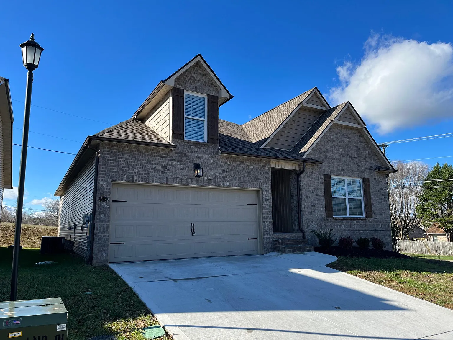 7117 Nans Creek Way — Photo 2