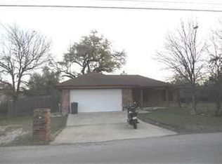 11 S Walnut Rd, Morgans Pt Resort, TX 76513