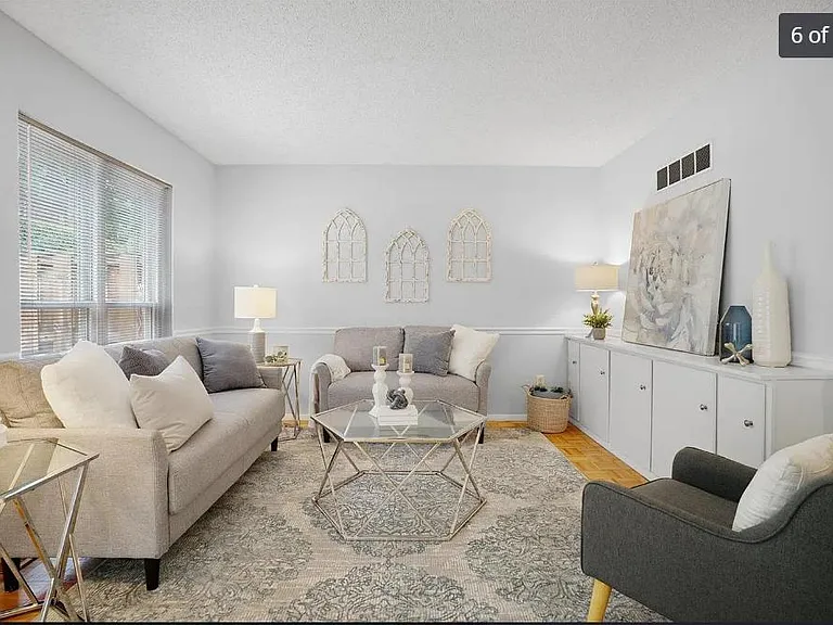 10451 Corbeil Dr — Photo 6