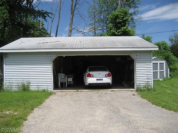 4th image of 6109 W Lakeview Dr
