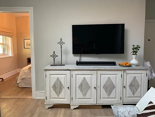 Rented by Brown Harris Stevens | media 2