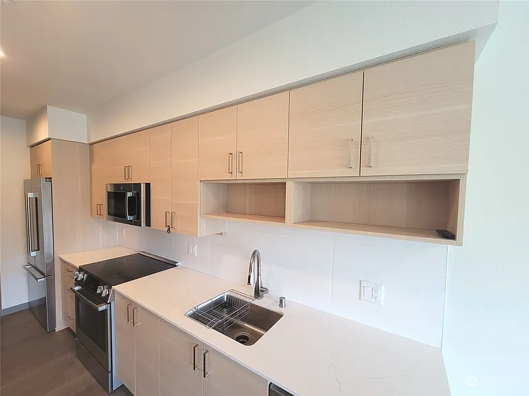 11903 NE 128th St #503 — Photo 7