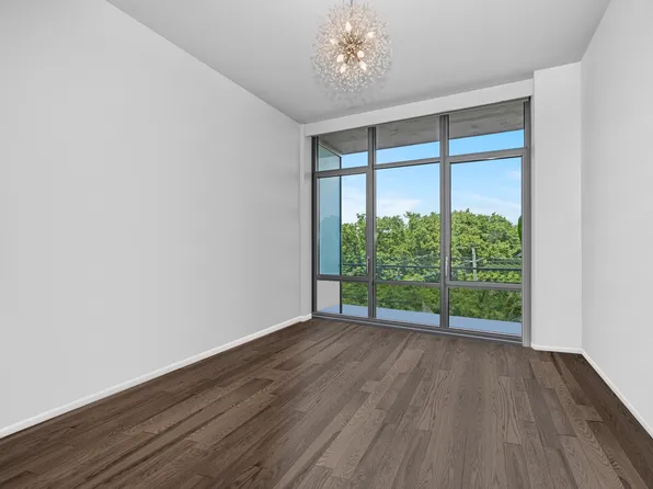 320 Adolphus Avenue image 4 of 9