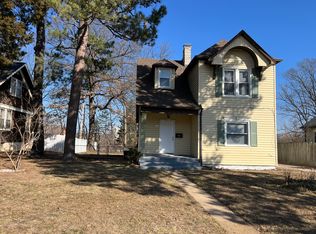 225 E Clinton Pl, Saint Louis, MO 63122