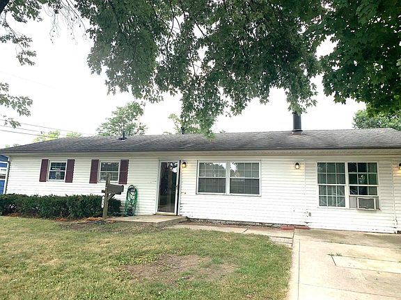 2nd image of 838 Gilmore Dr