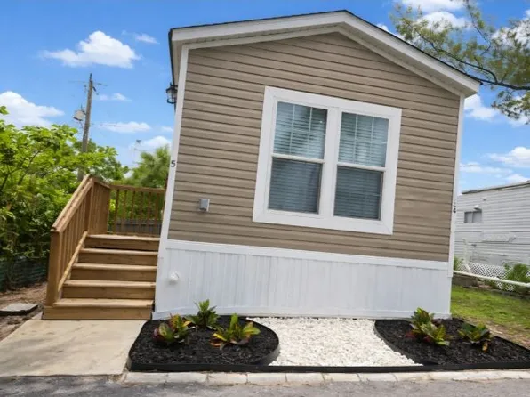 5 George St #44, West Palm Beach, FL 33405