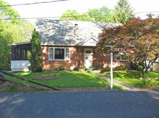 1841 Eden Rd, Lancaster, PA 17601