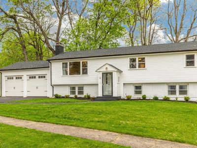 12 Pinecroft Ave, Holden, MA, 01520