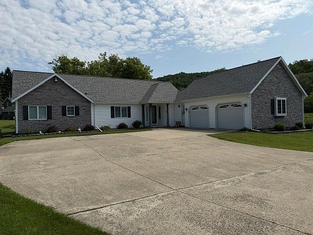 1st image of 24 Marick Park Dr