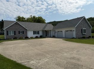 24 Marick Park Dr, Hornell, NY 14843