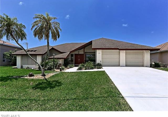 1st image of 1530 SW 49th Ter