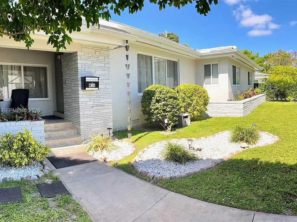 411 Alesio Ave