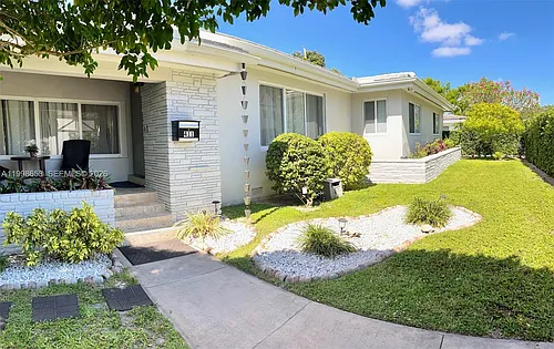 411 Alesio Ave Photo 1