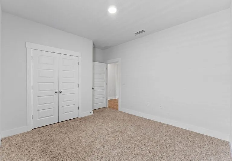 5857 Danbury Blvd — Photo 17