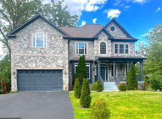 8512 Spruce St, Manassas, VA 20111