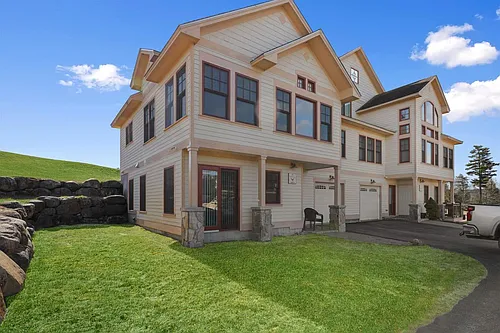 13 Greenscapes Ln #9 Photo 1