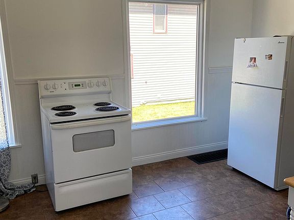 3rd image of 314 Sova St
